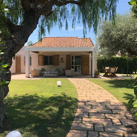 Moro House - In Athena Vila Scoglitti